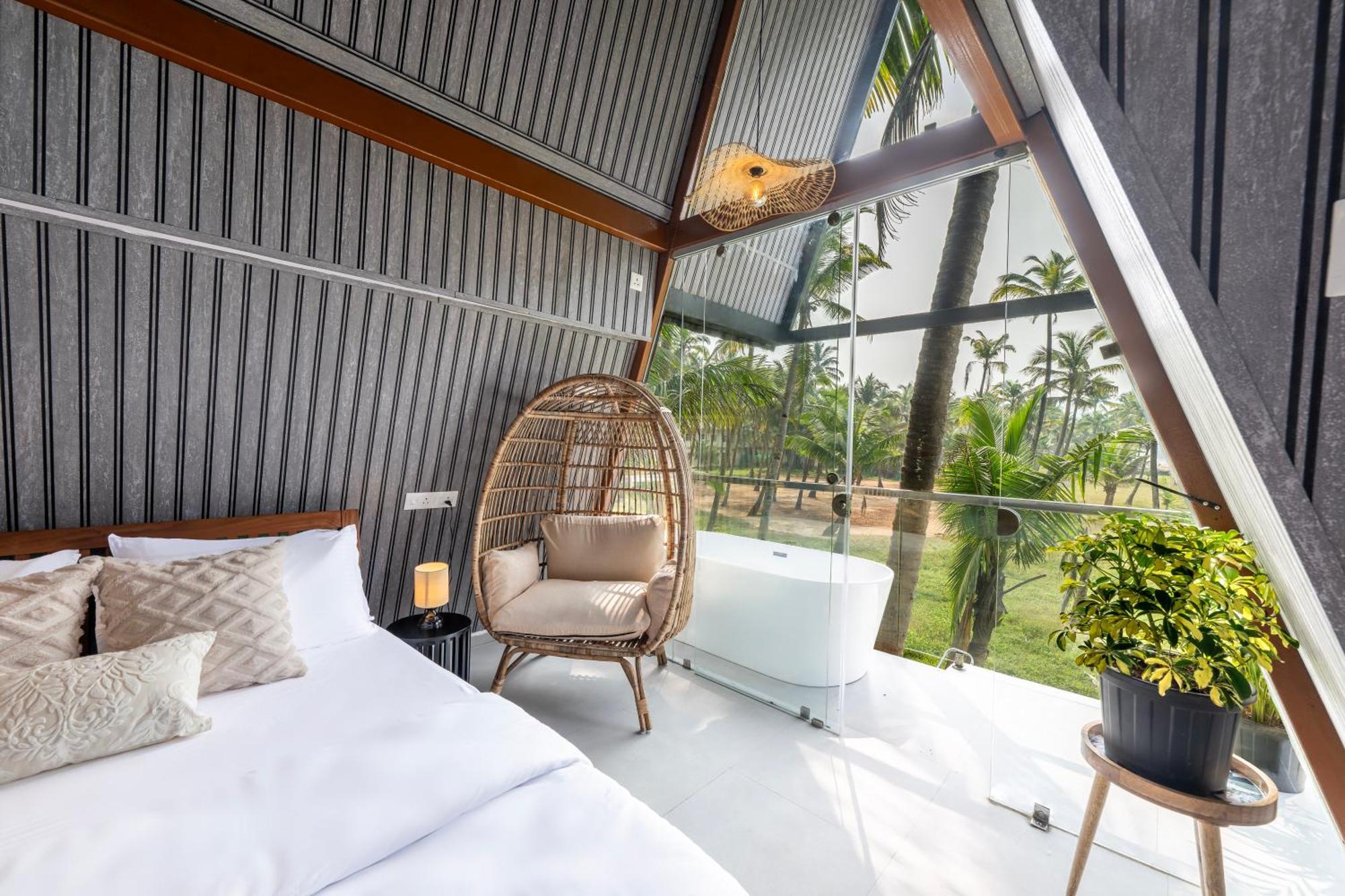 The Rose Goa Beach Resort Agonda Exterior photo