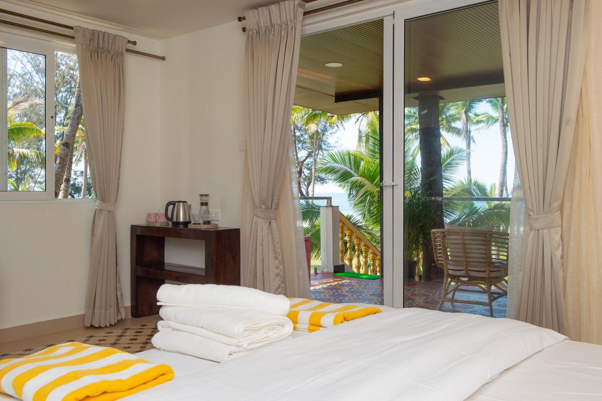 The Rose Goa Beach Resort Agonda Exterior photo
