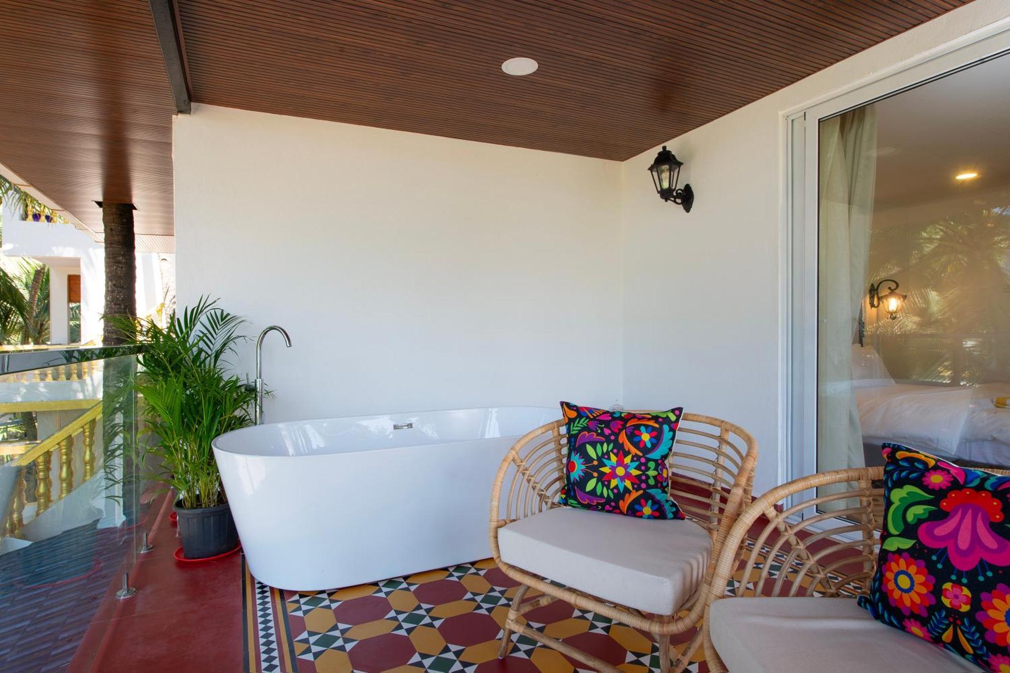 The Rose Goa Beach Resort Agonda Exterior photo