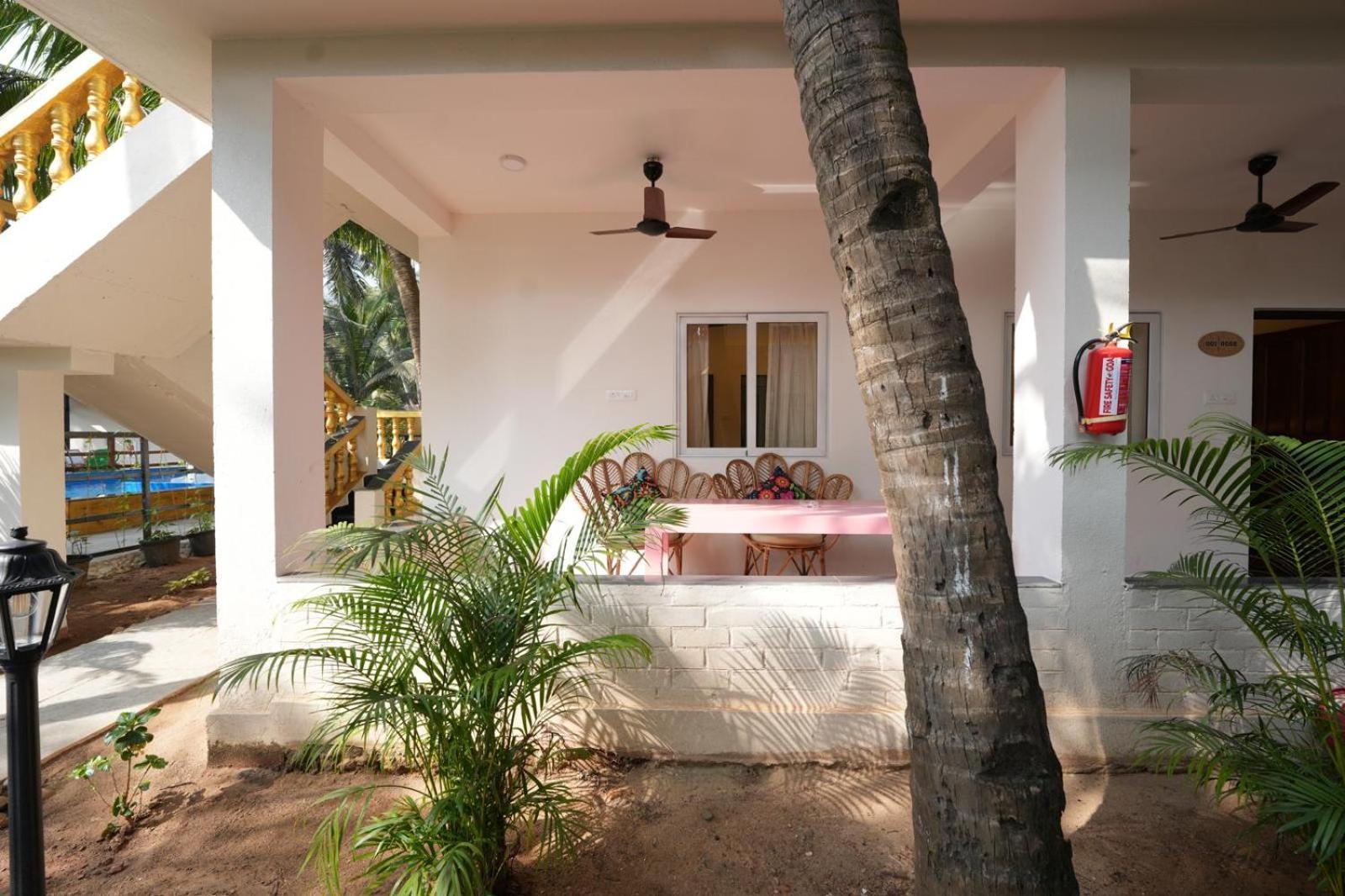 The Rose Goa Beach Resort Agonda Exterior photo